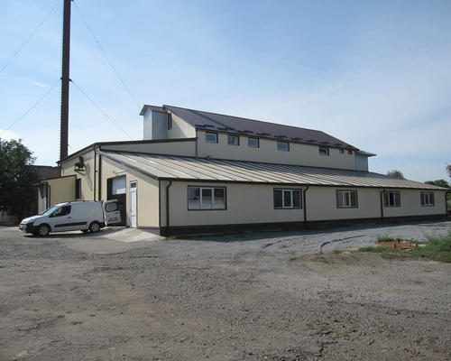 Швидкомонтований склад із сендвіч-панелей